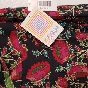 Lularoe maxi skirt size med. Brand new with tags
